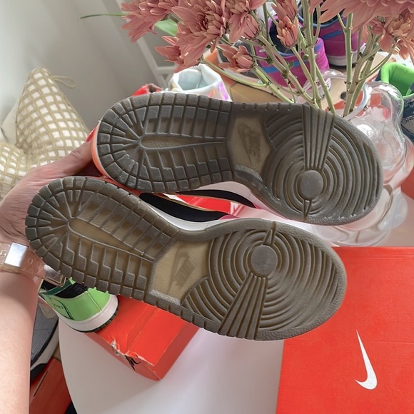 2006 Nike Dunk Low ‘Skittles’ Size 6Y (7.5W) - Picture 7 of 7